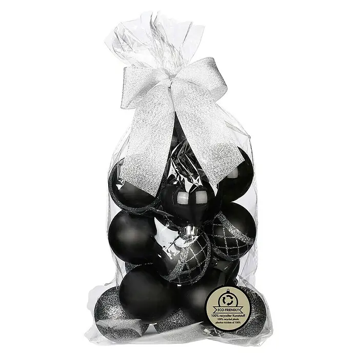 Weihnachtskugeln - Schwarz, Kunststoff, Durchmesser: 6 cm, 20 Stk. - Eine durchsichtige Tasche gefüllt mit schwarzen Weihnachtskugeln, verziert mit einer silbernen Schleife und einem Eco-Friendly-Etikett.
