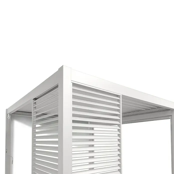 Sorara Pavillon-Seitenwand aus Lamellen - B x H: 113 x 240 cm, Weiß, Für die Modelle Classic und Deluxe mit Länge 360 cm - Nahaufnahme einer weißen Lamellenpergola, die modernes Design und Schattenmanagement vereint. Ideal für stilvolle Außenbereiche.