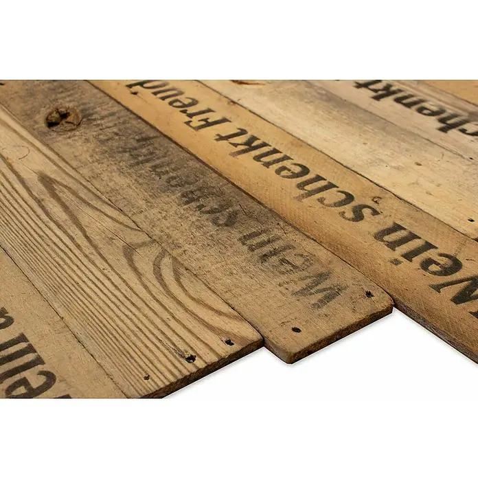 Wodewa Holzriemchen Weinkisten-Design - 480 x 80 mm, Stärke: 6 mm - 7 mm, 16 Stk., 0,5 m² - Altes Holzschild mit deutscher Aufschrift „Wein schenkt Freude“, ideal für Weinkenner und Liebhaber rustikaler Dekorationen.