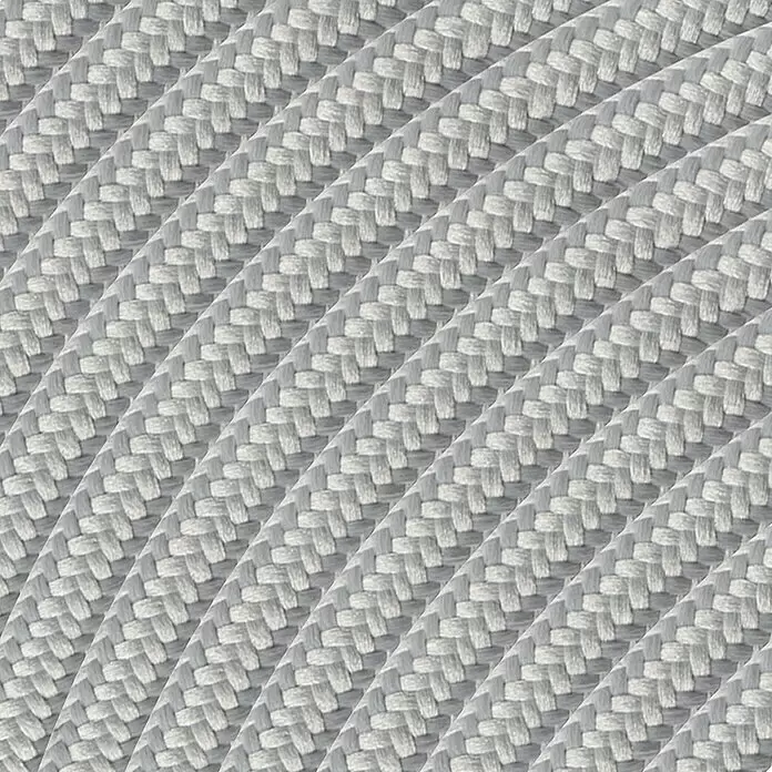 Home Sweet Home Textilkabel Meterware - Silber, 0,75 mm², 3 - Graues geflochtenes Kabel mit gewebter Textur, in parallelen Linien.