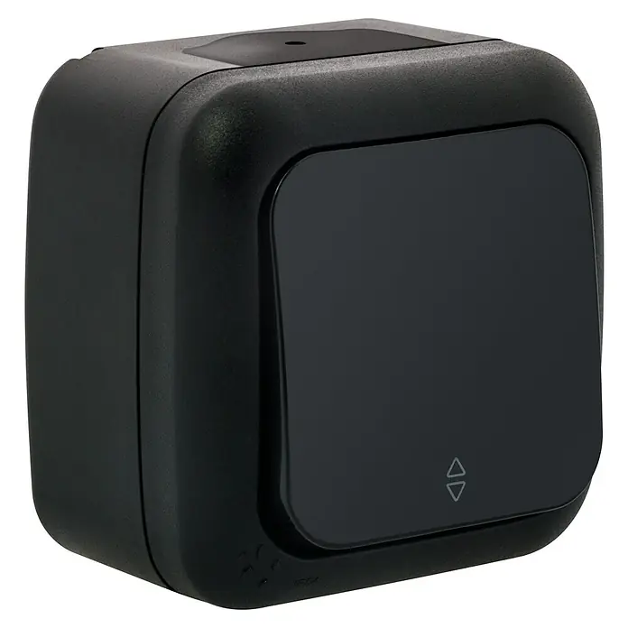 Ibelec Viko Conmutador para estancias con humedad - Negro, Colocar, IP54, x 1 - Primer plano de un interruptor inteligente negro para el hogar.