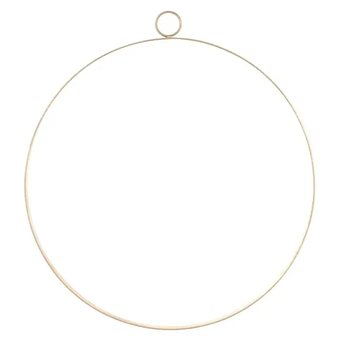 Dekoring Solide - Gold, Metall, Durchmesser: 35 cm - Ein goldfarbener Metallring mit einer kleinen Öse oben, ideal für Bastelarbeiten und Dekorationen.