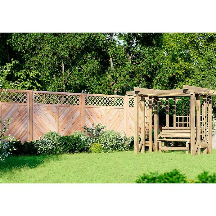 T & J Sichtschutzelement Classico - B x H: 180 x 180 cm, Natur, Mit Rankgitter - Ein Holzzaun mit einem angrenzenden Pavillon inmitten einer grünen Landschaft, ideal für Gärten und Außenbereiche.