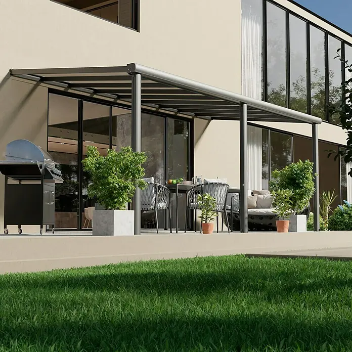 Gardendreams Terrassenüberdachung Comfort - B x T: 544 x 250 cm, Anthrazitgrau, Polycarbonat, Transparent - Überdachter Terrassenbereich mit Grill und Esstisch. Die Terrassenüberdachung bietet Schutz vor Sonne und Regen.