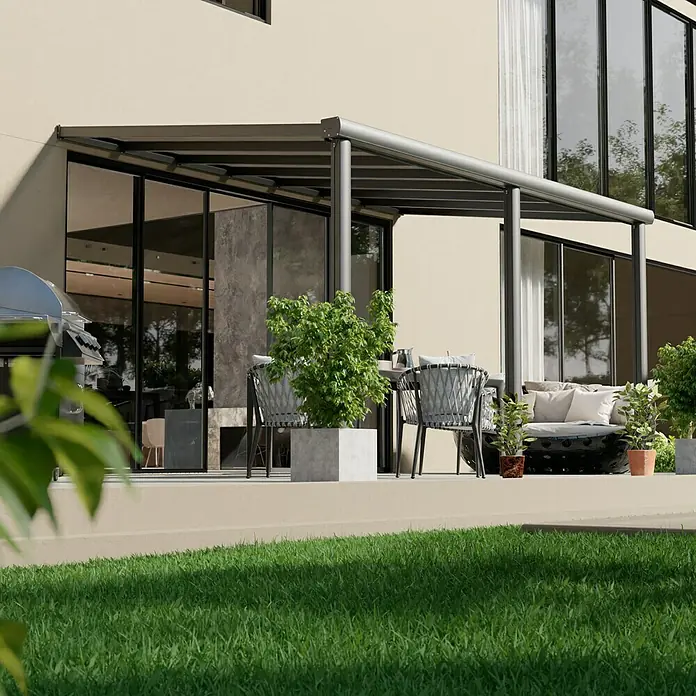 Gardendreams Terrassenüberdachung Comfort - B x T: 424 x 250 cm, Anthrazitgrau, Polycarbonat, Transparent - Stylische Terrassenüberdachung mit moderner Sitzgruppe und Grill. Die perfekte Ergänzung für entspannte Stunden im Freien.