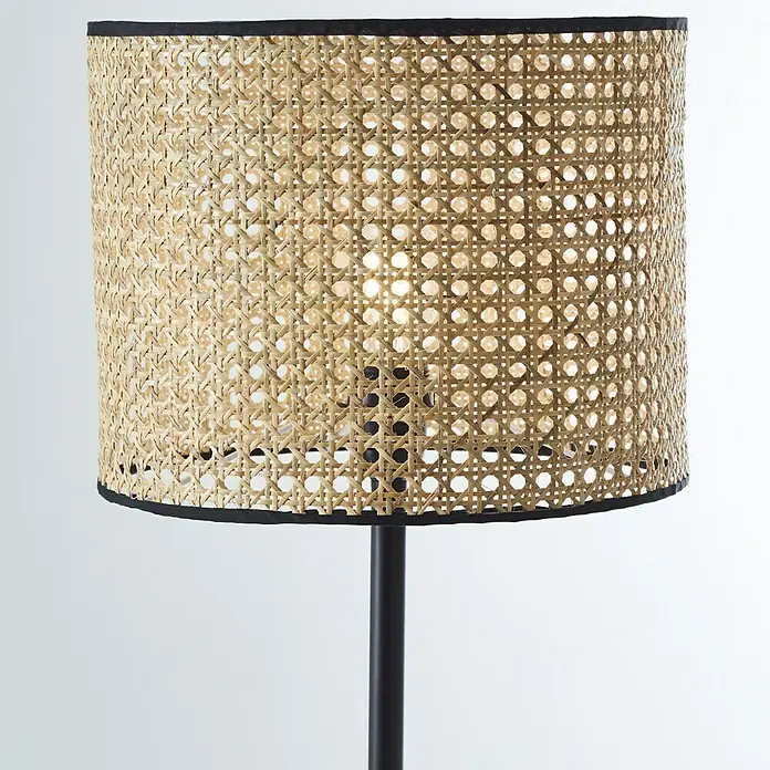Brilliant Wiley Stehleuchte - 60 W, Höhe: 154 cm, Schwarz, E27 - Elegante Stehlampe mit Rattanschirm und schwarzem Rand. Das dezente Design sorgt für eine angenehme Beleuchtung im Raum.
