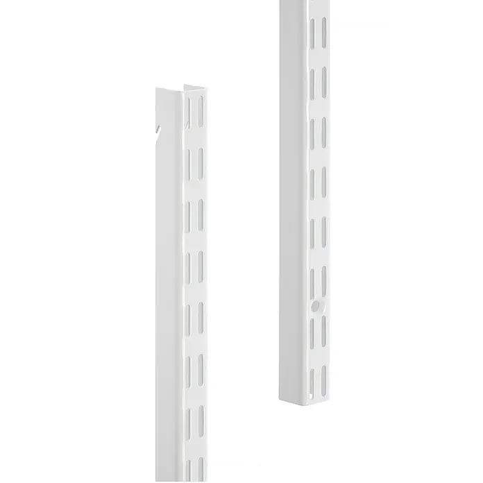 Elfa Classic by Elfa Hängeschiene - Länge: 201 cm, Passend für: Regalsystem Classic by Elfa, Zweilochsystem, Weiß - Zwei weiße Wandschienen zur flexiblen Anbringung von Regalböden. Die Schienen verfügen über vertikale Schlitze zur einfachen Montage von Regalböden.