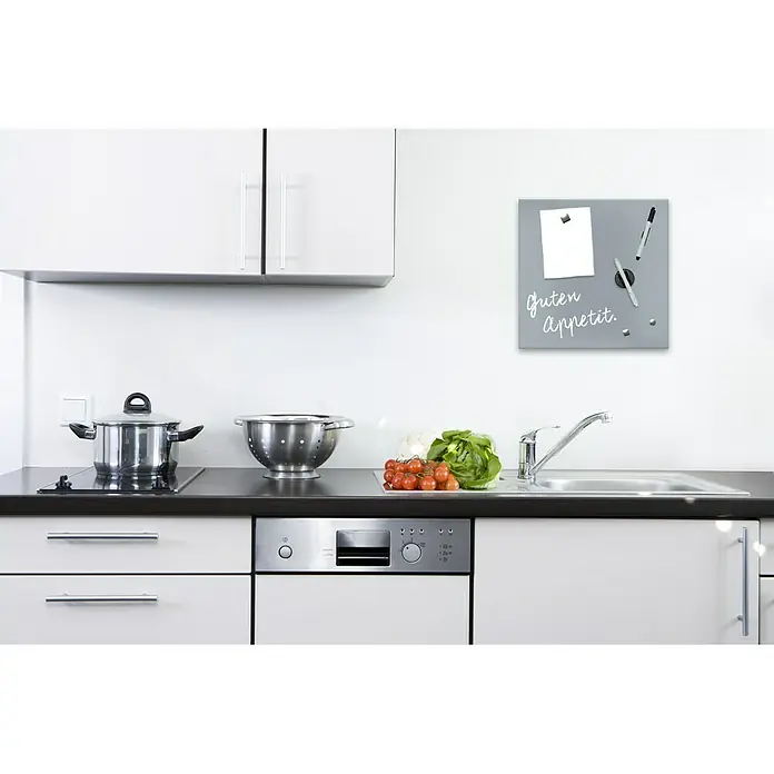 ProArt Memoboard - Grau, 50 x 50 cm - Das graue Memoboard mit dem Aufdruck "Guten Appetit" ist ein praktisches und dekoratives Element für jede Küche. Mit Stift und Magnet.