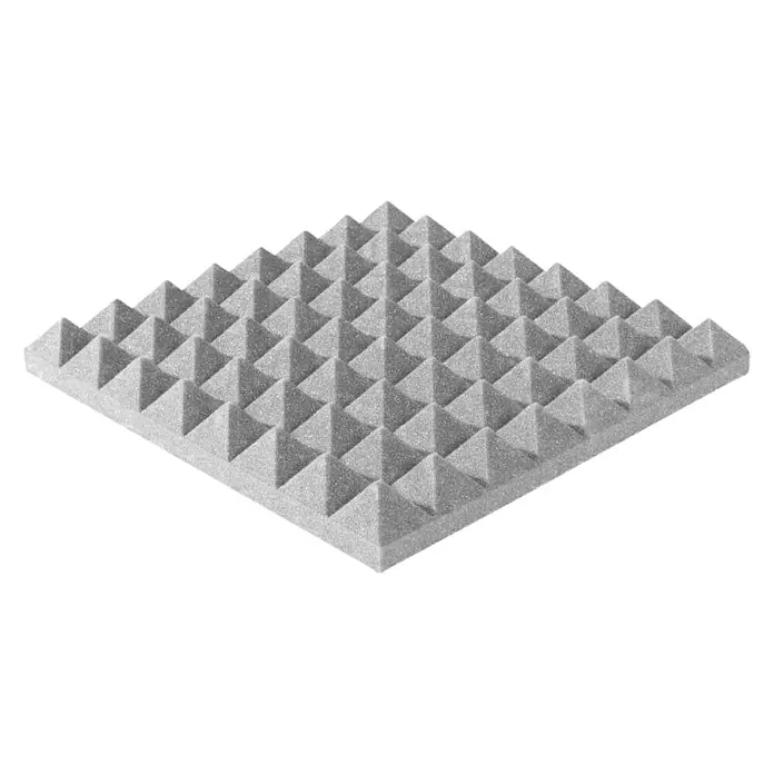 Noppenschaum Akupur - 40 x 40 x 5 cm, Pyramide - Nahaufnahme eines grauen Akustikschaumstoffpaneels mit pyramidenförmigen Noppen zur Schallabsorption und Reduzierung von Echo.