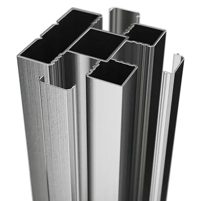 T & J Zaunpfosten-Set Ecosteck - 6,8 x 6,8 x 180 cm, Silber, Aluminium - Gestapelte silberne gebürstete Aluminiumprofile mit verschiedenen Querschnitten.