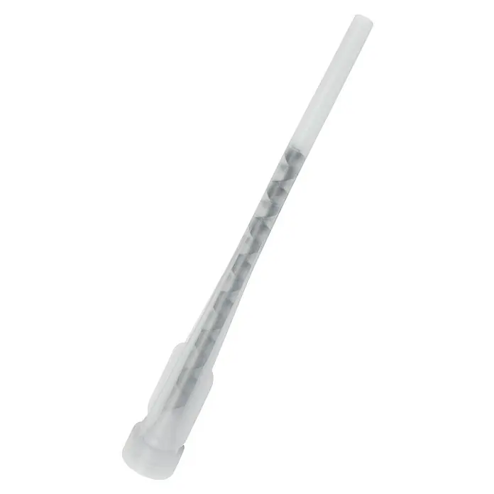 Soudal Varilla mezcladora manual - Largo: 11 cm, 5 ud. - Primer plano de un mezclador estático blanco, diseñado para una mezcla homogénea de materiales, sobre un fondo negro.