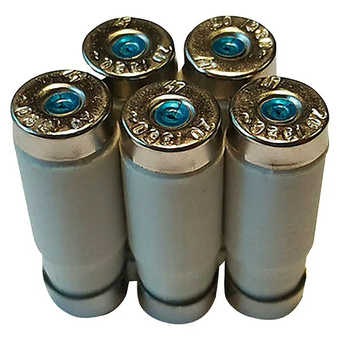 DL-Sicherung - 10 A, 400 V, E16, DL, 5 Stk. - Nahaufnahme von fünf weißen Patronen mit blauen Zündhütchen, die für Schusswaffen verwendet werden.