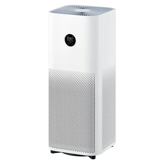 Xiaomi Luftreiniger Smart Air Purifier 4 Pro - L x B x H: 27,5 x 27,5 x 68 cm, Filtert bis zu 99,97 % aller Schadstoffe in einer Größe von 0,3 Micrometer - Ein weißer Luftreiniger mit digitalem Display zur Anzeige der Luftqualität. Das Gerät hat ein perforiertes Gehäuse für optimale Luftzirkulation.