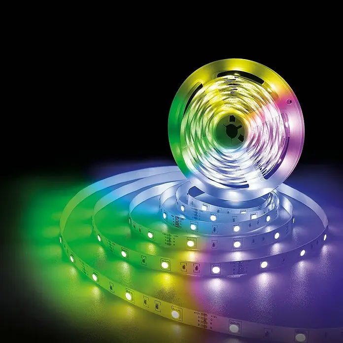 MegaLight LED-Stripes - Länge: 5 m, RGB, 250 lm - Farbige LED-Lichterkette auf einer Rolle, die ein helles, mehrfarbiges Licht ausstrahlt. Ideal für stimmungsvolle Beleuchtung.