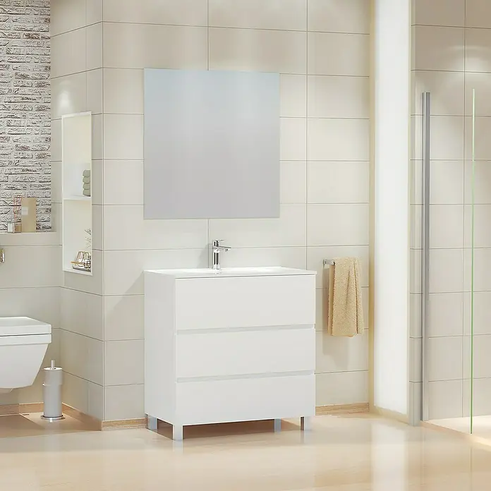 Artysan Mueble bajo de lavabo Patri - 46 x 80 x 85 cm, Blanco mate - Un baño moderno con un mueble de lavabo blanco con cajones y un gran espejo en la pared.