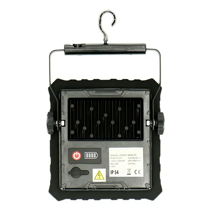 Voltolux Proyector LED - 30 W, 2.100 lm, 4.000 K, IP54 - Primer plano de un foco de trabajo recargable con gancho y detalles técnicos en la parte posterior.