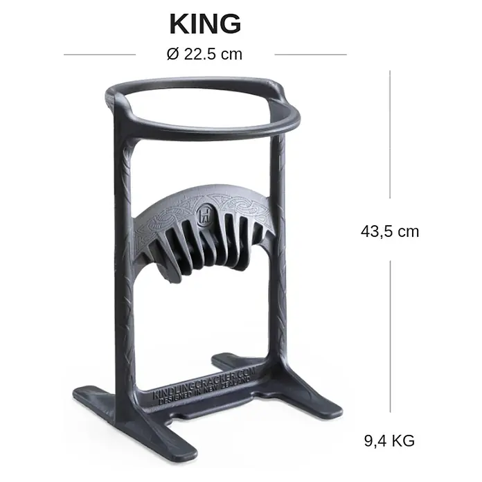 Kindling Cracker Holzspalter King - Max. Spaltgutdurchmesser: 22 cm - Abbildung des Kindling Cracker King Holzspalters mit den Maßen Ø 22,5 cm, 43,5 cm Höhe und einem Gewicht von 9,4 KG.