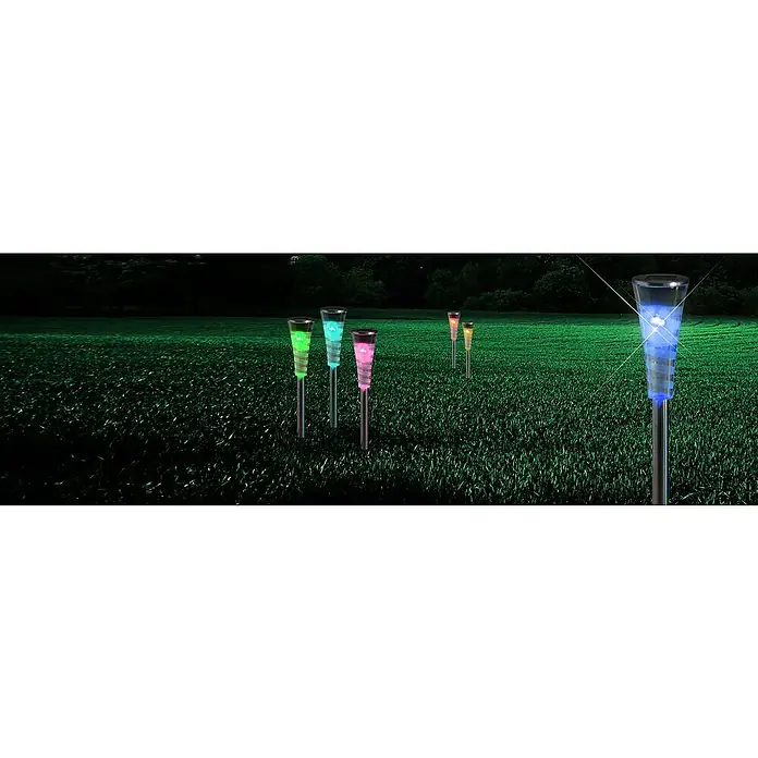 Globo Solarleuchten-Set - 0,06 W, Transparent, Silber, IP44 - Ein Bild von einer Reihe von farbigen Solarleuchten, die einen Garten beleuchten und so eine fröhliche und lebendige Atmosphäre schaffen.