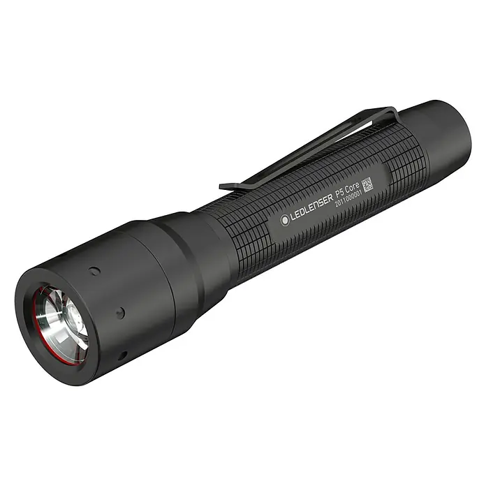 Ledlenser Taschenlampe P5 Core - 15 lm - 150 lm, IP44 - Schwarze LED-Taschenlampe von Ledlenser, Modell P5 Core, robust und ideal für den täglichen Gebrauch. Kompaktes Design mit Clip.
