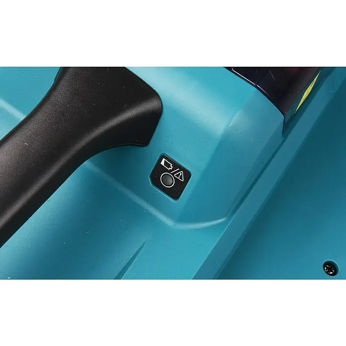 Makita LXT 18V Akku-Rasenmäher DLM330RM - 18 V, 1 Akku, 4 Ah, Schnittbreite: 33 cm - Nahaufnahme eines türkisfarbenen Werkzeugs mit schwarzem Griff und einem Warnschild mit Batterie-Symbol und Ausrufezeichen.