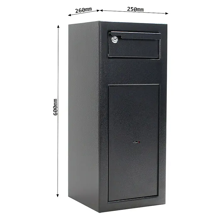 Rottner Einwurftresor Cashmatic 1 - 26 x 25 x 60 cm, Doppelbartschloss - Das Bild zeigt einen schwarzen Deposittresor mit den Maßen 600x260x250mm, ideal zur sicheren Aufbewahrung von Wertsachen und Bargeld.