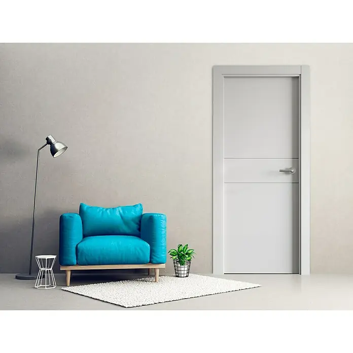 Pack puerta de interior Lima - 62,5 x 203 cm, Izquierda, Blanco - Elegante interior con una puerta interior blanca moderna, integrada perfectamente en un espacio de vida chic. La manija metálica de la puerta realza el diseño.