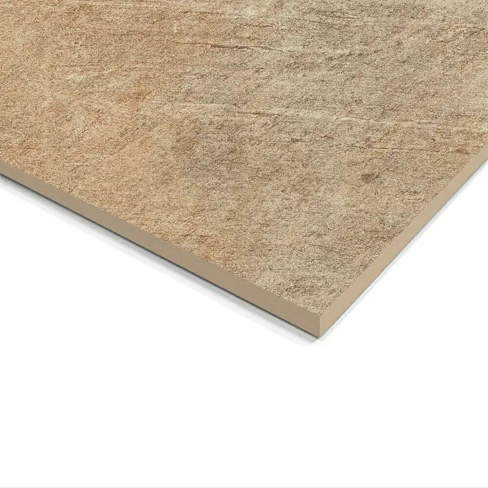 Atlas Concorde Solution Regent Terrassenfliese Gold - 60 x 60 x 2 cm, Gold, Matt - Nahaufnahme einer braunen Keramikfliese mit matter Oberfläche, ideal für moderne Innenräume.