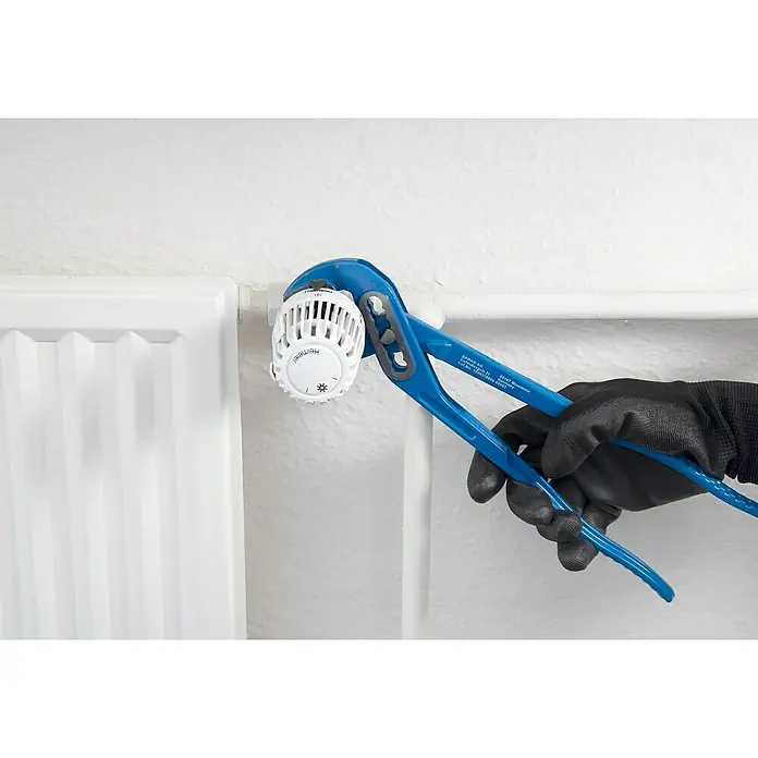 Alpha Tools Wasserpumpenzange - 3 -tlg. - Die blaue Rohrzange von Rothenberger Basan wird zur Montage eines Heizkörperthermostats verwendet. Ideal für Sanitär- und Heizungsinstallationen.