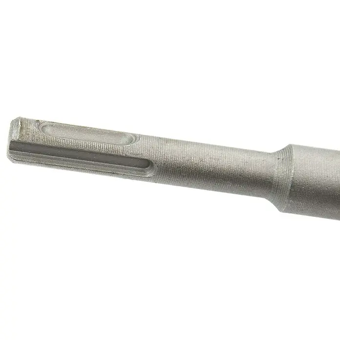 Alpha Tools Beton- & Steinbohrer - 5 -tlg. - Nahaufnahme eines SDS-Plus-Bohrers, ideal für Hammerbohrmaschinen. Perfekt für präzise und effiziente Bohrarbeiten in harten Materialien wie Beton.