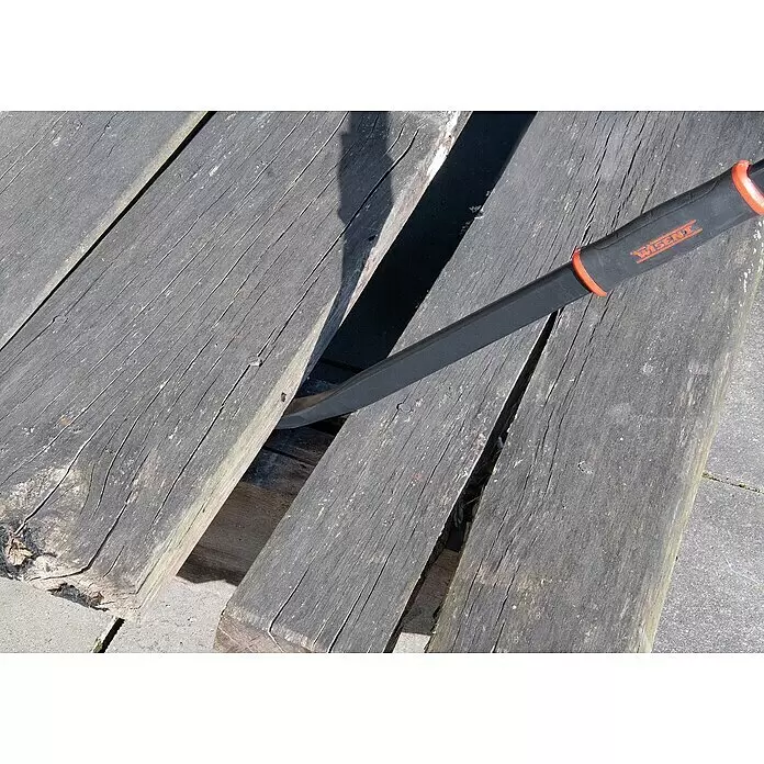 Wisent Nageleisen-Set - 3 -tlg., Spezialstahl - Eine schwarze WISENT Brechstange mit orangefarbenem Griff, die zwei verwitterte Holzplanken auseinanderhebelt.