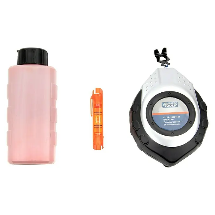 Alpha Tools Schlagschnurgerät - 3 -tlg., Länge Schnur: 30 m - Bild von einem Farbflasche, einer Mini-Wasserwaage und einer Lotleine der Marke Alpha Tools, die auf einem schwarzen Hintergrund präsentiert werden.