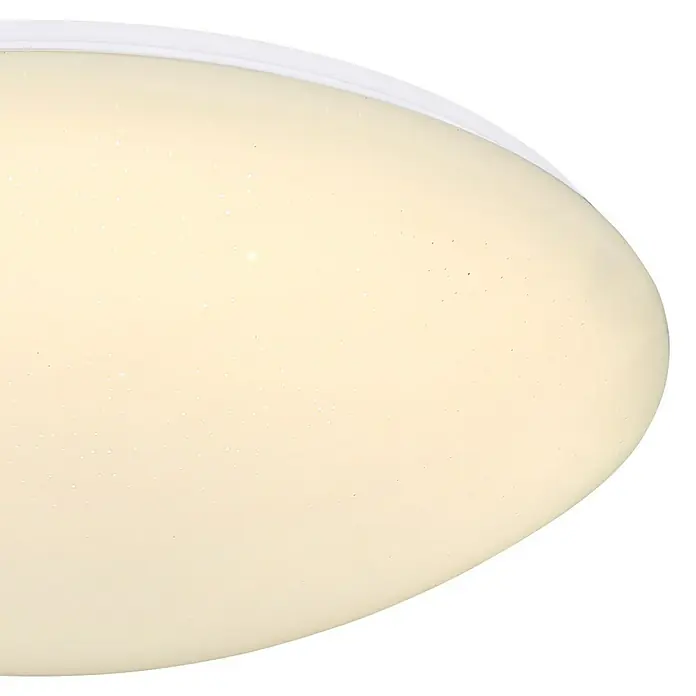Globo Atreju I Deckenleuchte rund ATREJU I - 24 W, Ø x H: 410 mm x 10,5 cm, Weiß, Sonstige - Nahaufnahme einer runden, weißen LED-Deckenleuchte, die ein warmes, diffuses Licht ausstrahlt, ideal für moderne Innenräume.