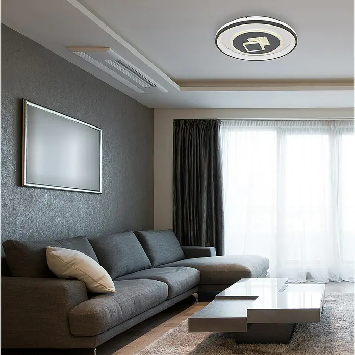 Globo LED-Deckenleuchte SUNDI - 46 W, L x B x H: 50 x 50 x 7 cm, Weiß, Warmweiß - Diese Aufnahme zeigt eine stilvolle Deckenleuchte mit einem runden Design, das das moderne Wohnzimmer optimal ergänzt.