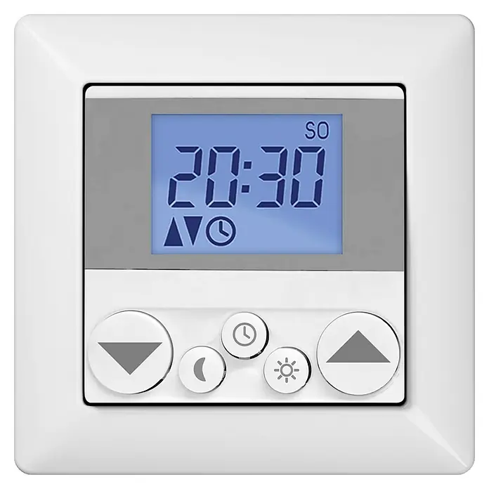 WIR elektronik Funksender eUHR eU340 SmartSafe - L x B x H: 50 x 50 x 15 mm, Verkehrsweiß - Nahaufnahme eines digitalen Raumthermostats mit Temperaturanzeige und verschiedenen Steuerungstasten.