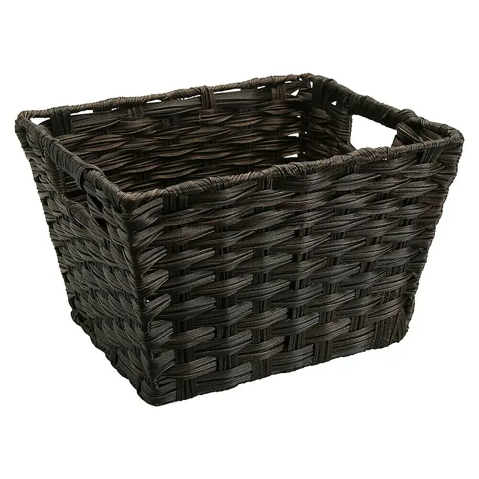 Versa Cesta para el baño alta con asas - L x An x Al: 29 x 24 x 19 cm, Fibras plásticas, Marrón oscuro - Primer plano de una cesta de almacenamiento cuadrada de mimbre marrón oscuro con asas, ideal para la organización del hogar.