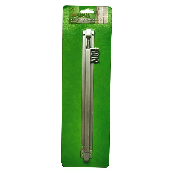 Cerradura adicional para ventanas - Largo: 300 mm, Aluminio, Plateado - Un cerrojo de aluminio con tornillos, empaquetado en un soporte verde de Ferpasa, presenta una solución de seguridad práctica.