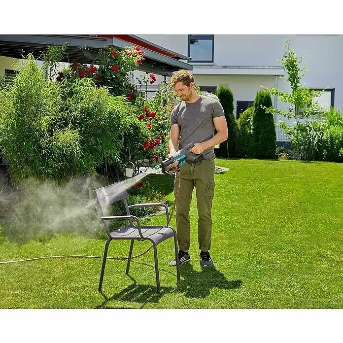 Gardena Power for All 18V Akku-Druckreiniger AquaClean 24/18V SE - 18 V, 1 Akku, 2,5 Ah - Anwendungsbeispiel