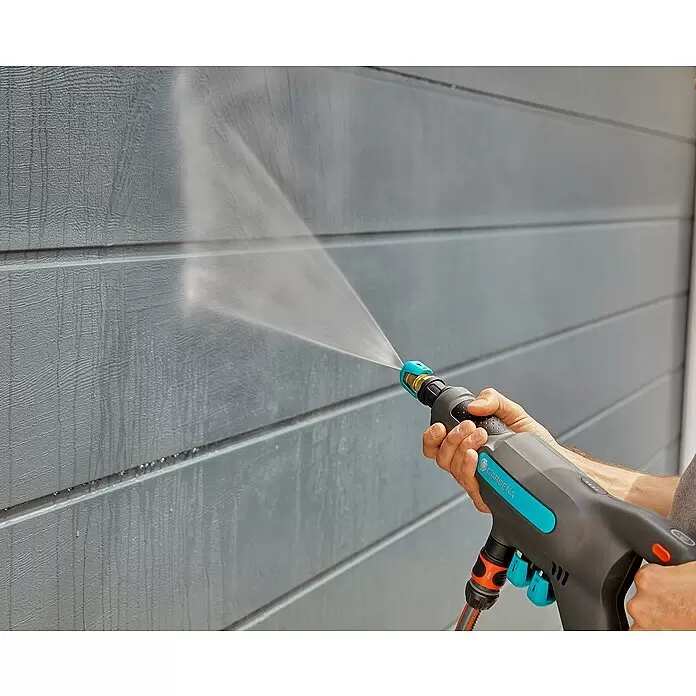 Gardena Power for All 18V Akku-Druckreiniger AquaClean 24/18V SE - 18 V, 1 Akku, 2,5 Ah - Anwendungsbeispiel