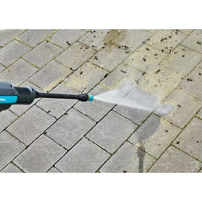 Gardena Power for All 18V Akku-Druckreiniger AquaClean 24/18V SE - 18 V, 1 Akku, 2,5 Ah - Anwendungsbeispiel