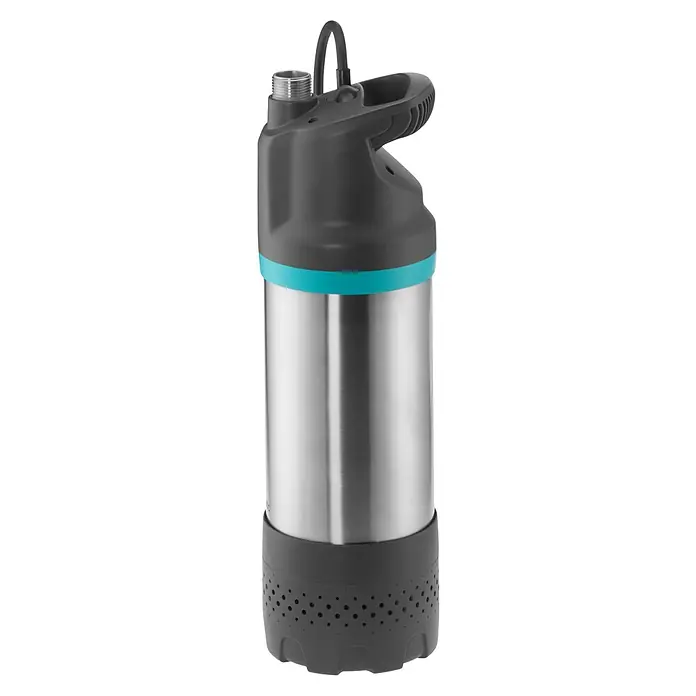 Gardena Tauchpumpe 5900/4 INOX Automatic - 900 W, Max. Fördermenge: 5.900 l/h - Abgebildete Tauchpumpe aus Edelstahl mit grauem Ober- und Unterteil. Das Produkt ist eine robuste und effiziente Lösung.