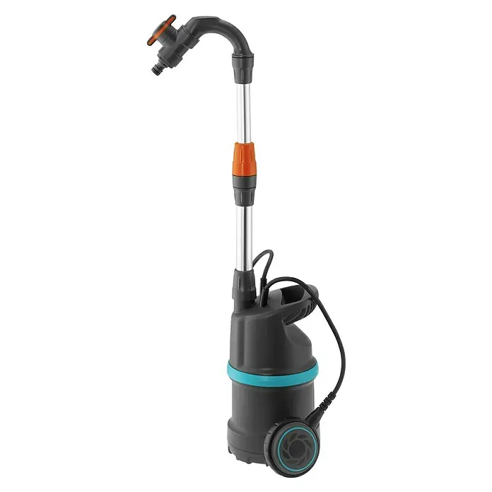 Gardena Regenfasspumpe 4000/1 - 400 W, Max. Fördermenge: 4.000 l/h - Gardena Schmutzwasser-Tauchpumpe mit verstellbarem Schwimmerschalter und einer maximalen Förderhöhe von 7 Metern.
