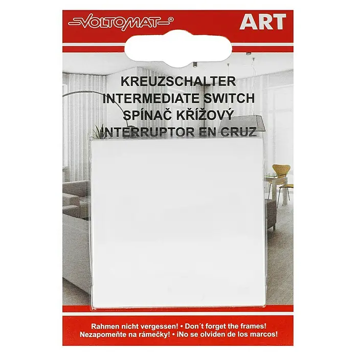 Voltomat ART Kreuzschalter - Alpinweiß, Kunststoff, 10 A - Nahaufnahme einer Verpackung für einen VOLTOMAT-Kreuzschalter, der in mehreren Sprachen beschriftet ist und auf Rahmen hinweist.