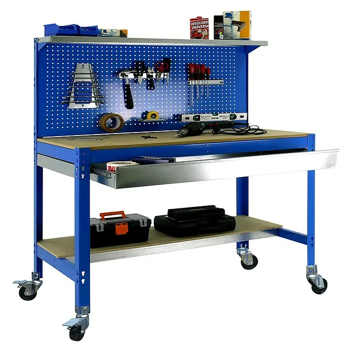 Simonrack Simonwork Banco de trabajo BT3 Box Mobile - L x An: 61 x 151 cm, Altura de trabajo: 144,5 cm, Carga soportada: 120 kg, Azul - Banco de trabajo azul con herramientas y accesorios. Ideal para proyectos de bricolaje y trabajos de taller, con cajón y estante.