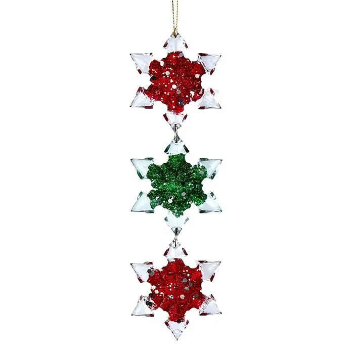 Kurt S. Adler Christbaumschmuck Schneeflocke 1 - Rot, Grün, Kunststoff, Schneeflocke eckig - Glitzernde Schneeflocken-Ornamente: Drei festliche, rote und grüne Ornamente, die an einer goldenen Schnur hängen.