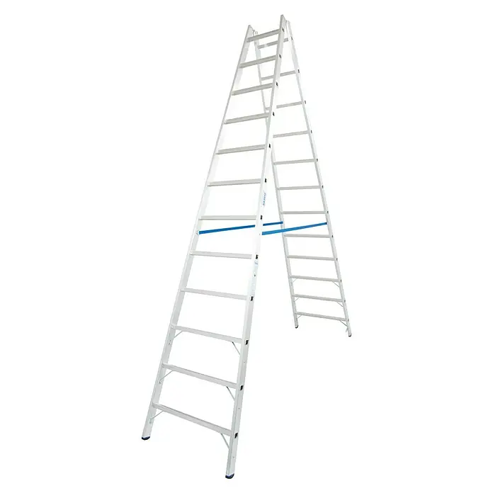 Krause Stabilo Doppelleiter - Anzahl Tritte: 24 Stk., Arbeitshöhe: 4,6 m, Aluminium - Eine silberne Klappleiter mit blauen Sicherheitsgurten, ideal für Handwerker und Heimwerker, steht auf einem schwarzen Hintergrund.