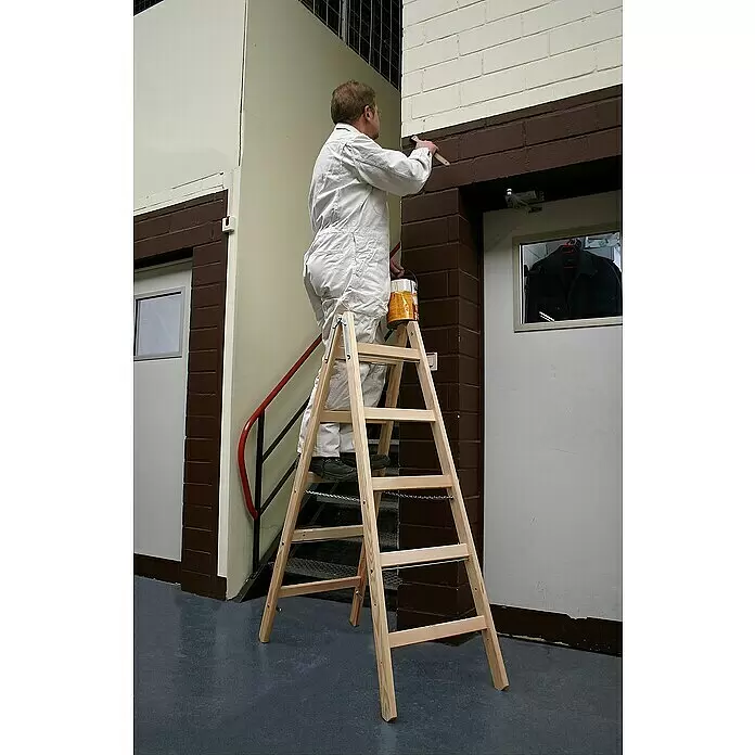 Krause Stabilo Doppelleiter - Anzahl Tritte: 10 Stk., Arbeitshöhe: 2,75 m, Belastbarkeit: 150 kg, Holz - Anwendungsbeispiel