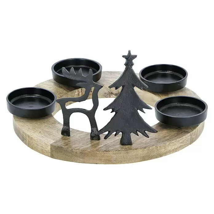 Adventskranz mit Tanne und Elch - 30 x 17 cm, Naturfarbe, Schwarz, Holz - Adventskranz aus Holz mit vier schwarzen Metallkerzenhaltern, verziert mit einem schwarzen Metallhirsch und Weihnachtsbaum.