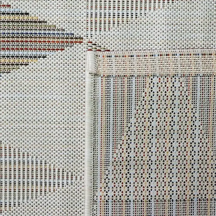 Alfombra exterior Rainbow - Beige, 170 x 120 cm - Primer plano de una alfombra de exterior estampada que muestra la textura y el diseño detallado para espacios exteriores.