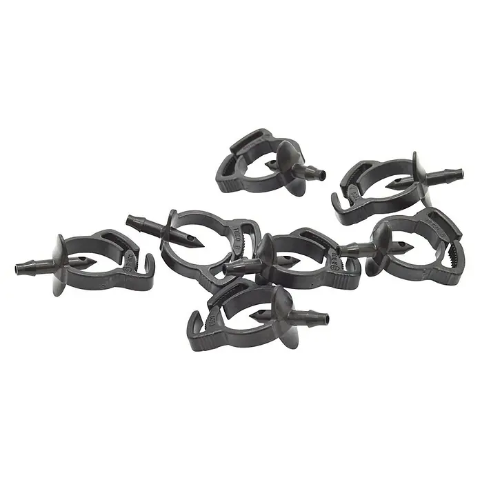 Abrazadera para tubo Seguridad - Diámetro: 4 mm, 10 ud. - Primer plano de varios conectores en T negros para sistemas de riego, dispuestos sobre una superficie negra.