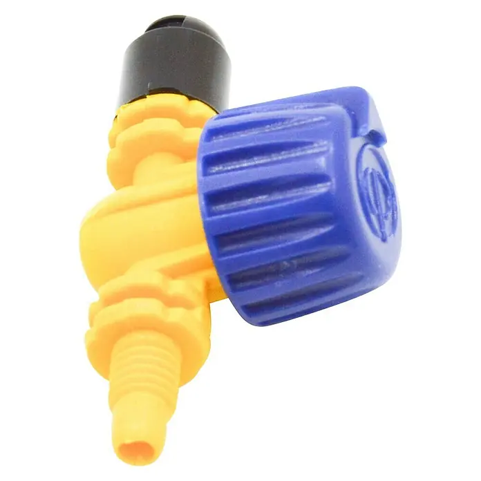 Tobera pulverizadora microdifusora 90º L/H 77 - 3 ud., Formas de riego: 90° - Primer plano de un grifo de jardín amarillo y azul con un tapón negro, utilizado para riego o para conectar mangueras de jardín.